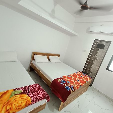 Shiv Shakti Homestay Kevadia Eksteriør billede