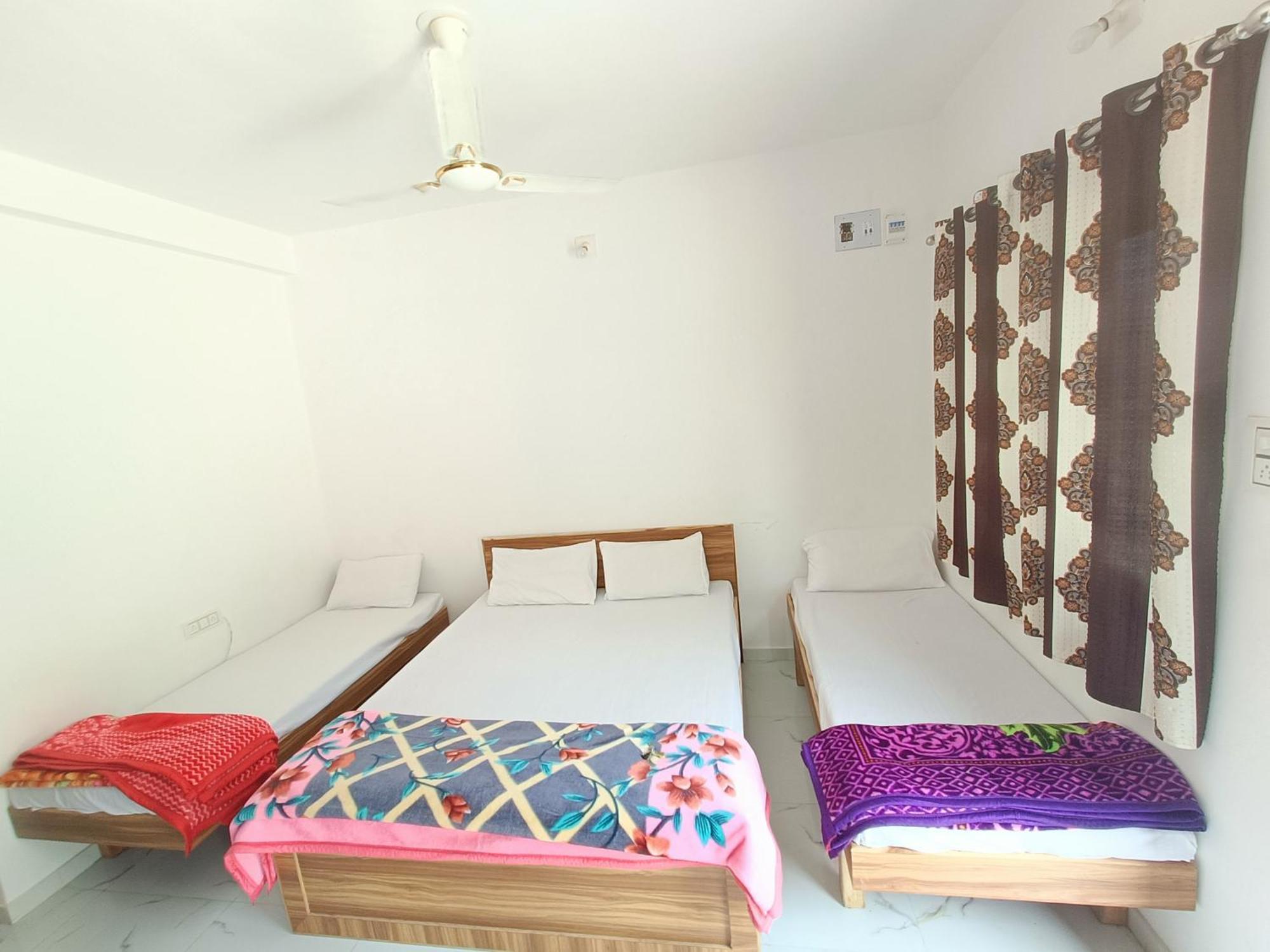Shiv Shakti Homestay Kevadia Eksteriør billede